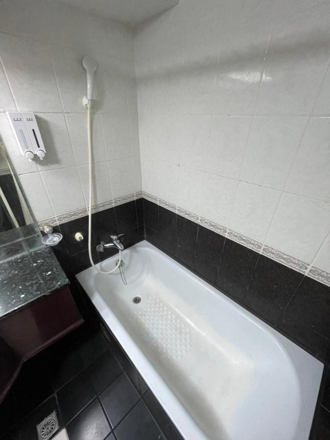 Long Lu Hotel Tainan Zewnętrze zdjęcie